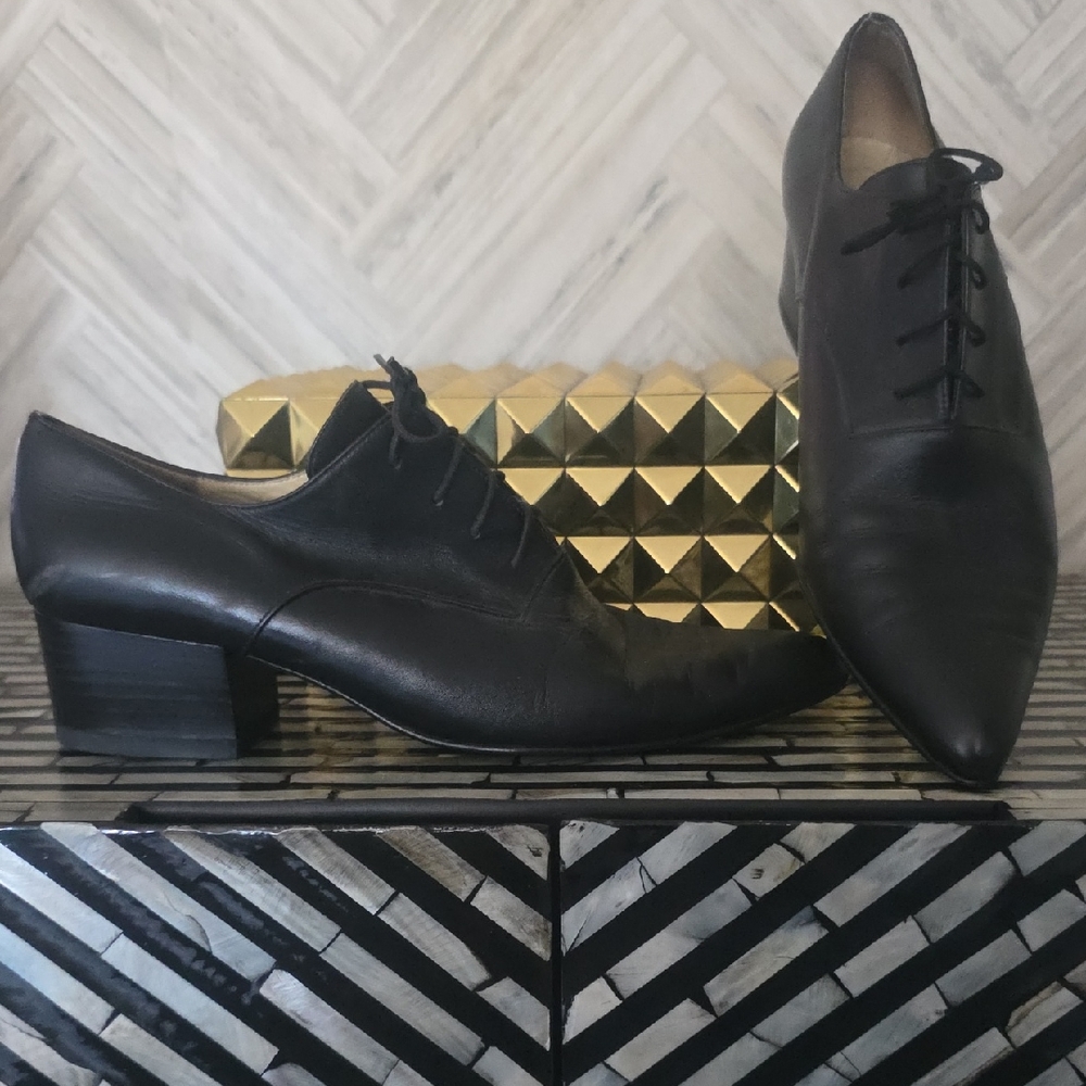 Charles Jourdan Black Leather Lace-Up Heels